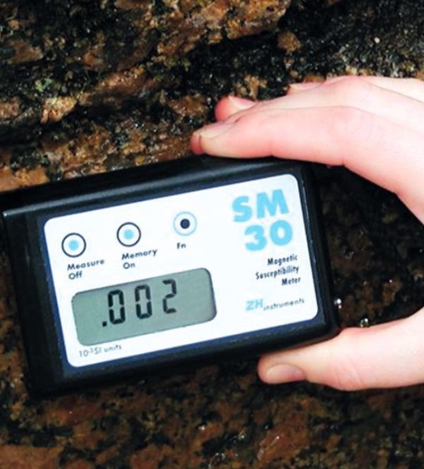 SM30 magnetic susceptibility meter in use